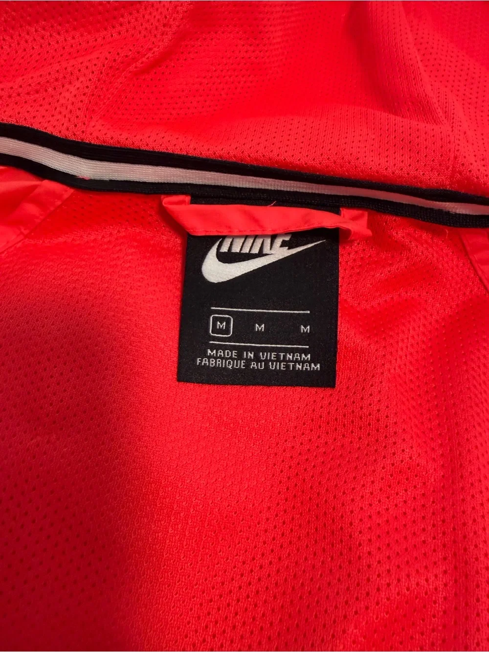 Boys nike light windbreaker M